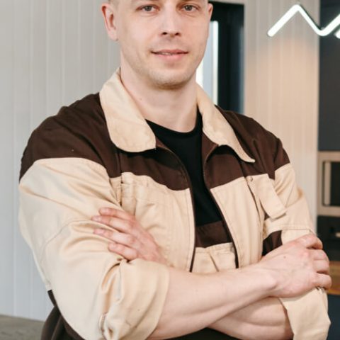 two-plumbers-in-uniform-standing-in-front-of-camer-2021-09-24-03-42-50-utc.jpg two-plumbers-in-uniform-standing-in-front-of-camer-2021-09-24-03-42-50-utc.jpg